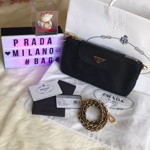 ♥️PRADA CROSS SHOULDER BAG♥️